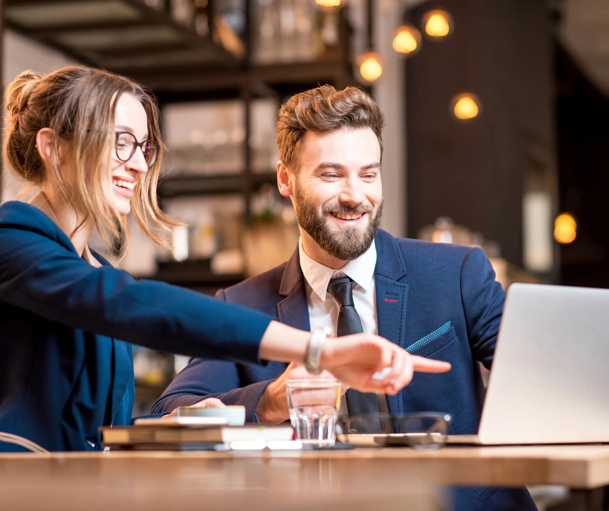 Réseau digital et intelligence artificielle pour entreprise